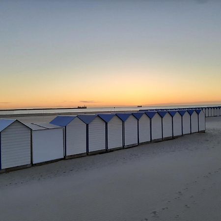 La Mer, La Plage, Le Sable Boulogne-sur-Mer Esterno foto