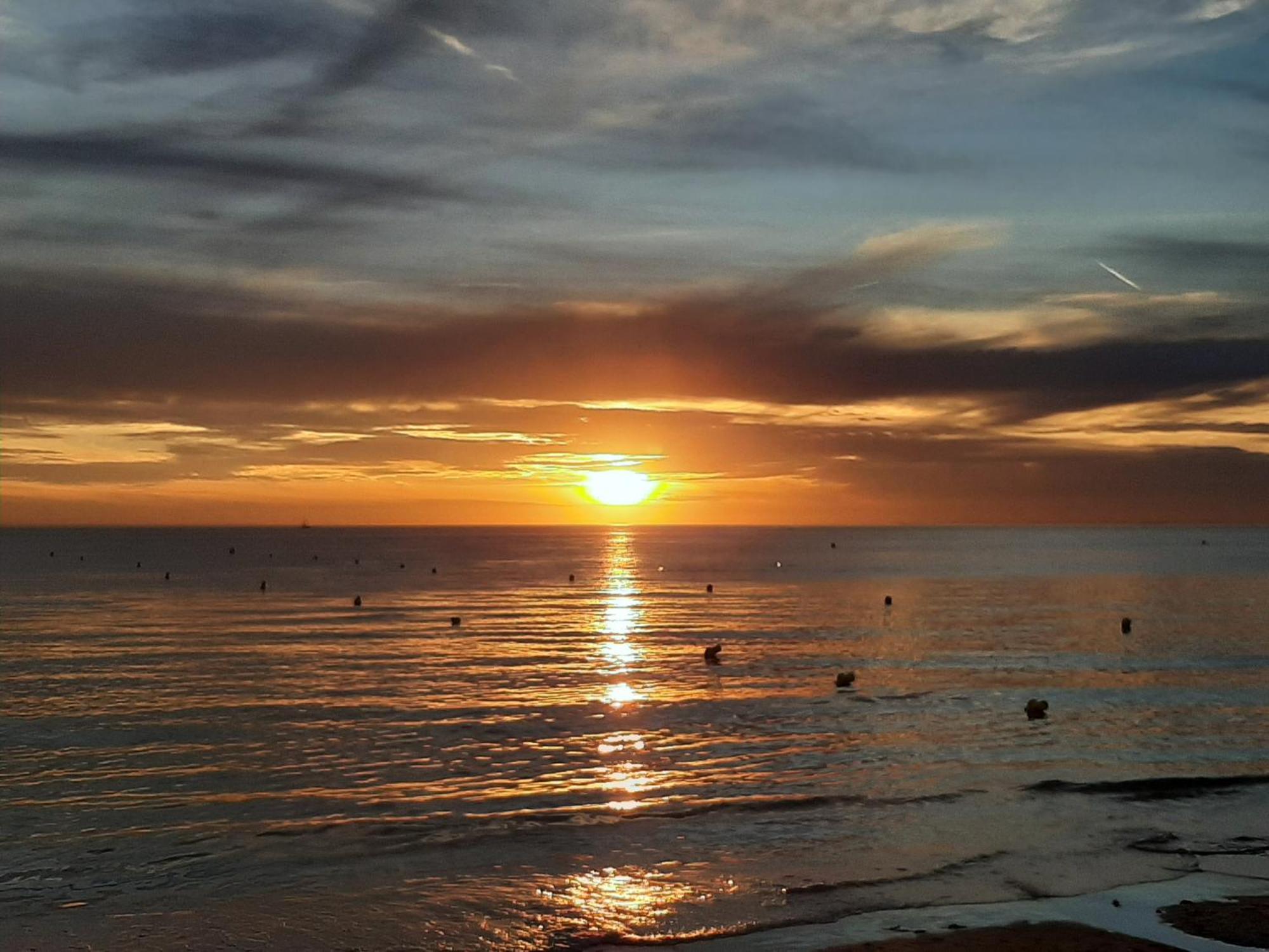 La Mer, La Plage, Le Sable Boulogne-sur-Mer Esterno foto